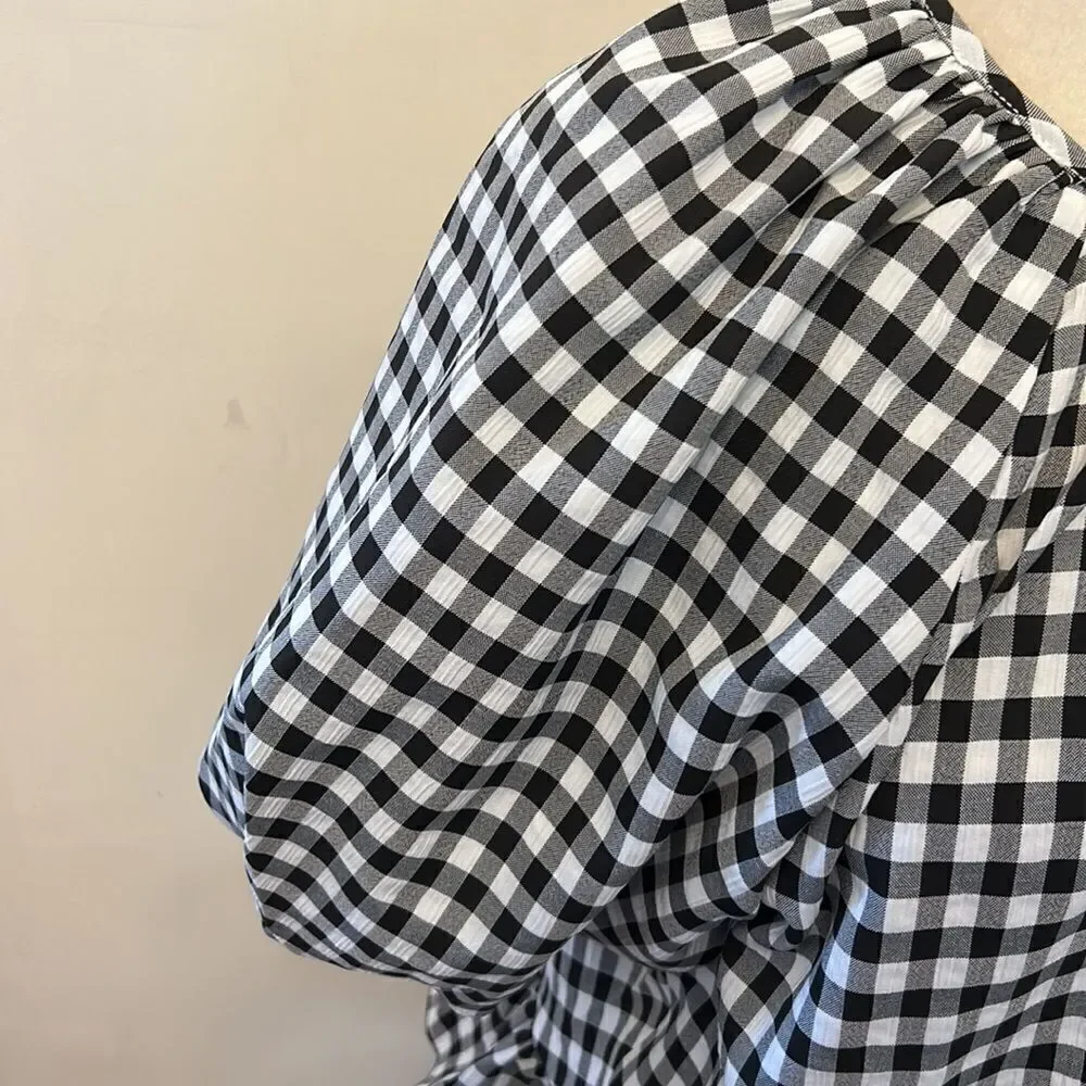 Topshop black white gingham puff sleeve cut out back blouse Size 8 NWOT - Picture 3 of 9